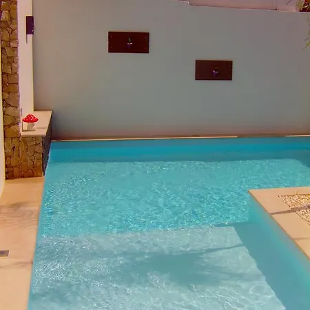 Vivenda Violeta Villa *