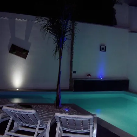 Vivenda Violeta Villa *