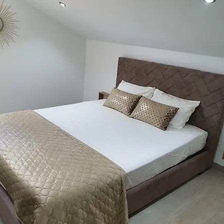 Vivenda Violeta Villa